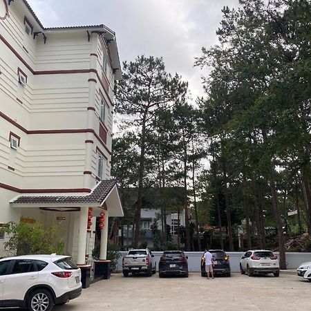Khach San Hung Viet Hotel Kon Tum Exterior photo