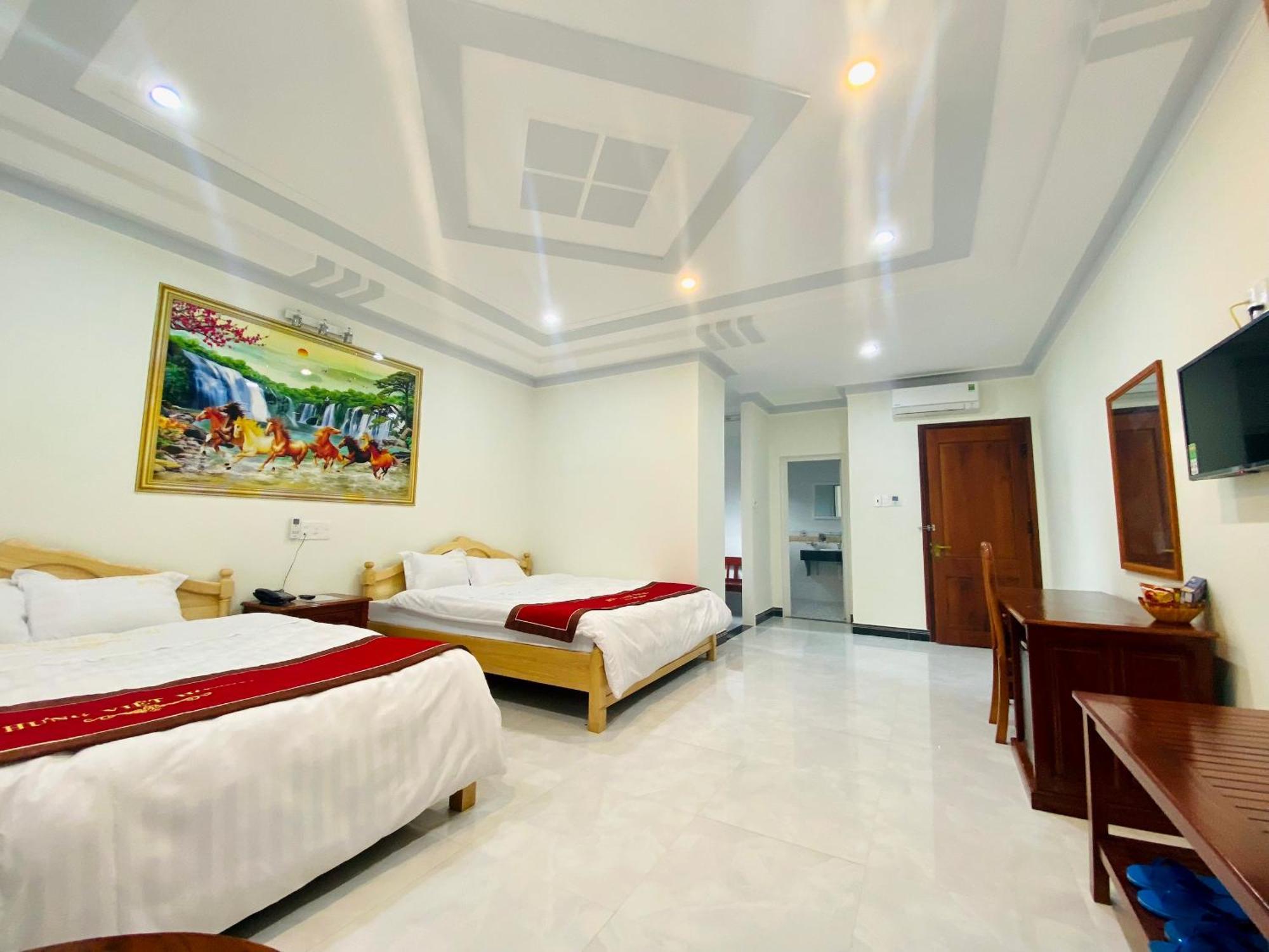 Khach San Hung Viet Hotel Kon Tum Exterior photo
